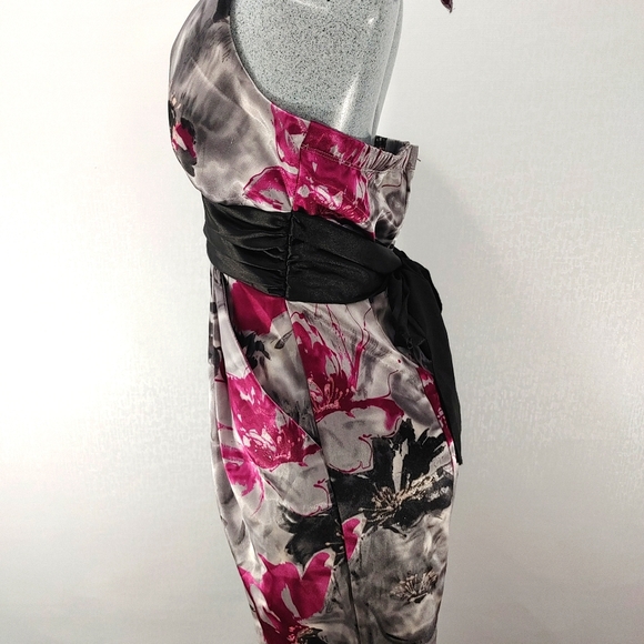 Speechless Halterneck Dress 9 - Picture 7 of 12